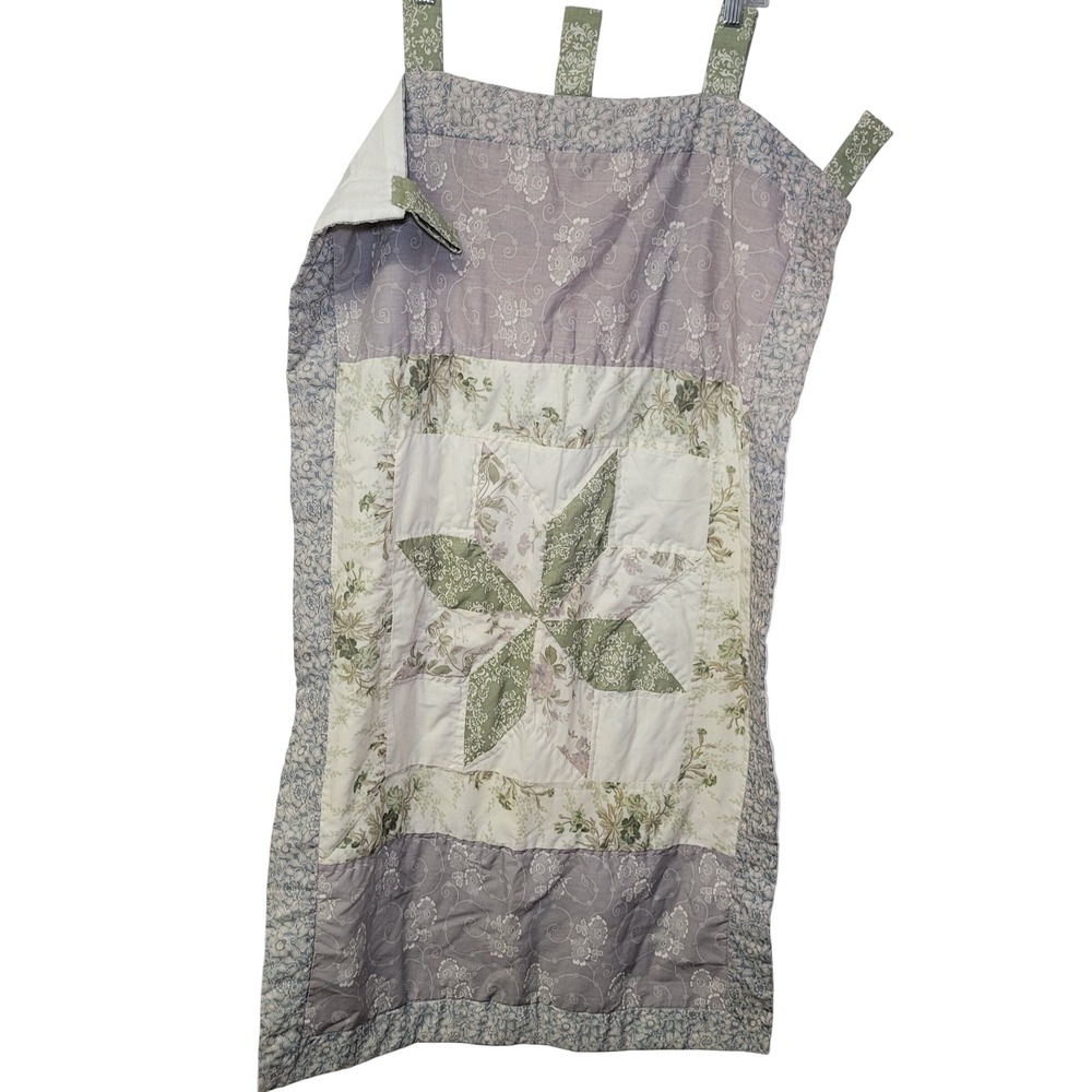 Vintage Floral Star Patchwork Quilted Wall‎ Hanging 40x24 Green Lavender White